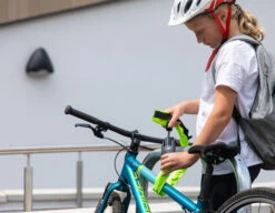 Hiplok Antivol à Chaîne Spin Avec Code Numérique 9 Hiplok Antivol à Chaîne Spin Avec Code Numérique -Vélo Accessoires Magasin 20113719 Hiplok Spin HighVisibility Kettenschloss 5060277661613 SP1SB 2