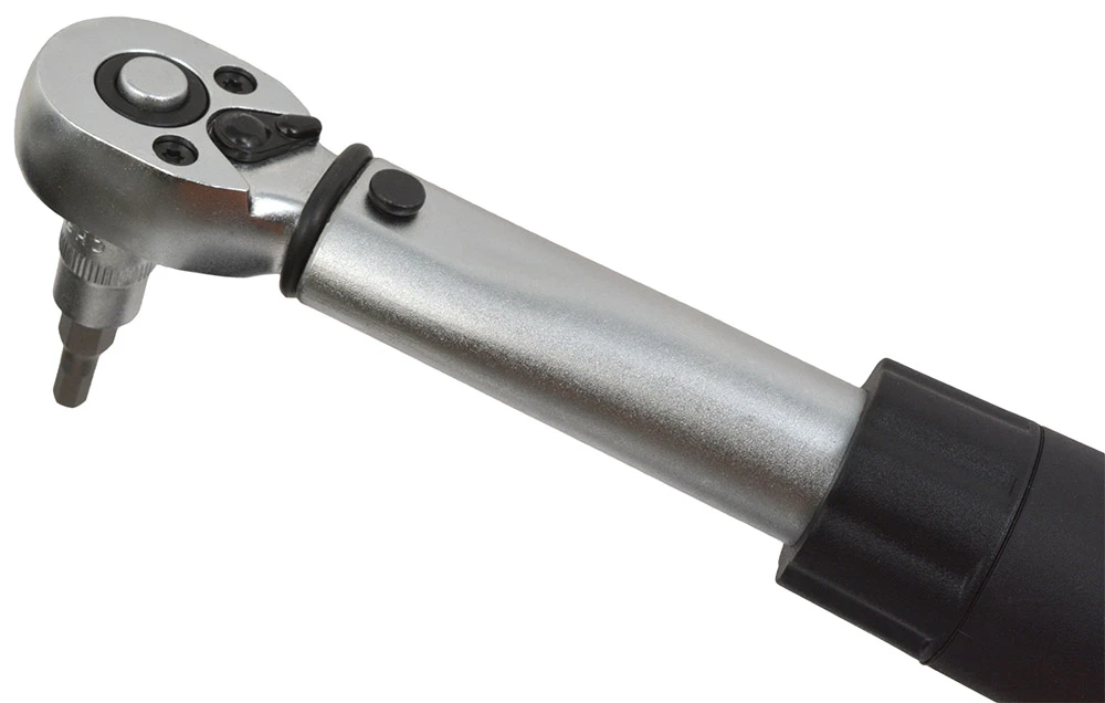 Clé Dynamométrique Comp 1/4" 2-24 Nm + Sélection D'embouts 9 Pièces 2 Clé Dynamométrique Comp 1/4" 2-24 Nm + Sélection D'embouts 9 Pièces – Image 2