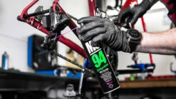 Muc-Off Lubrifiant Bio MO-94 400ml -Vélo Accessoires Magasin Muc Off MO 94 1