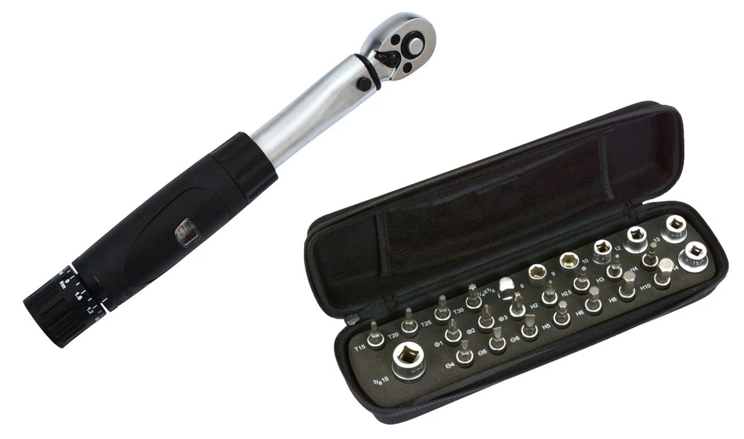 Clé Dynamométrique Comp 1/4" 2-24 Nm + Jeu D'embouts 1 Clé Dynamométrique Comp 1/4" 2-24 Nm + Jeu D'embouts