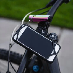 Lezyne Support Pour Smartphone Smart Grip 11 Lezyne Support Pour Smartphone Smart Grip -Vélo Accessoires Magasin TCD01964 1500 1800x1800