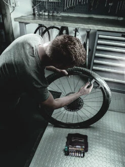 Wera Jeu De Bicyclettes 3 (avec Deux Démonte-pneus) 8 Wera Jeu De Bicyclettes 3 (avec Deux Démonte-pneus) -Vélo Accessoires Magasin Wera Bicycle Set 3 05004172001 2vwAveasrtjetl