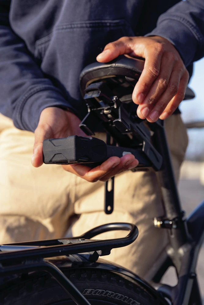 Abus SH-SF Adaptateur Pour Fixation De Selle, Housse De Pluie Incluse 3 Abus SH-SF Adaptateur Pour Fixation De Selle, Housse De Pluie Incluse – Image 3